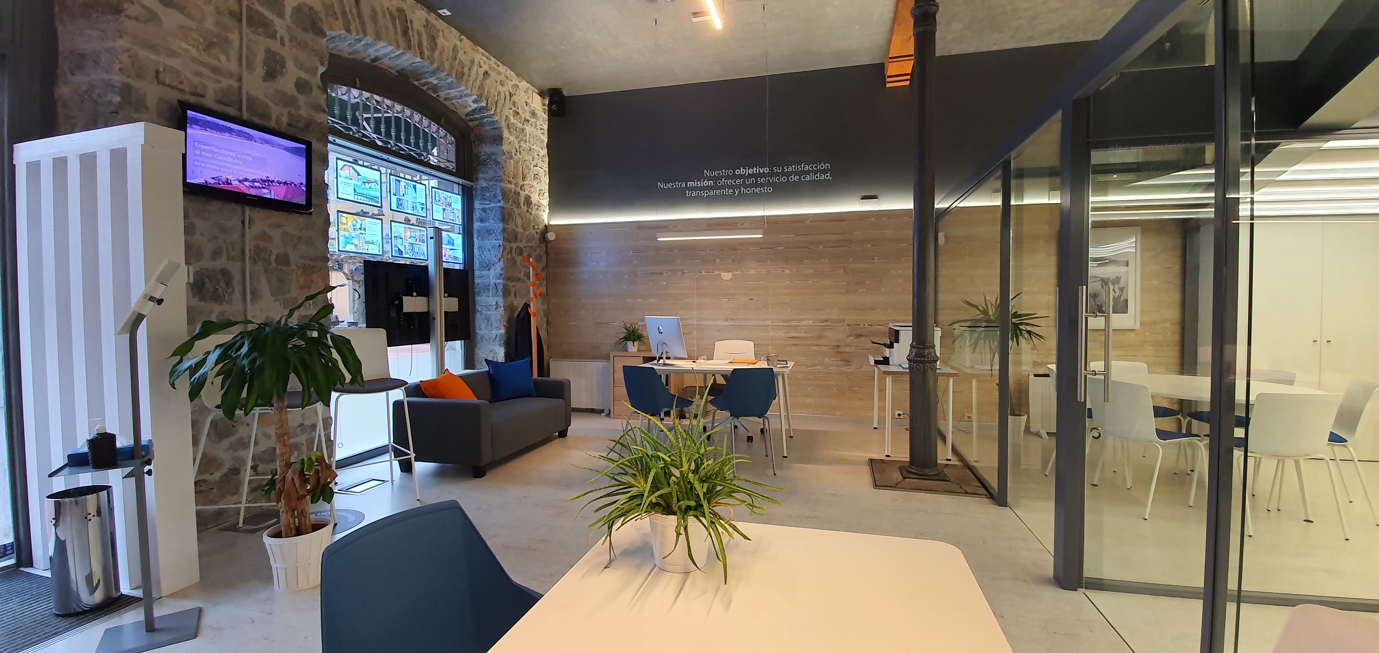 Interior oficina Theinmo